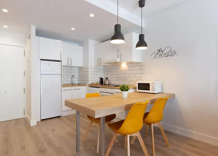 Amazing ,center Of Marbella, 338 *