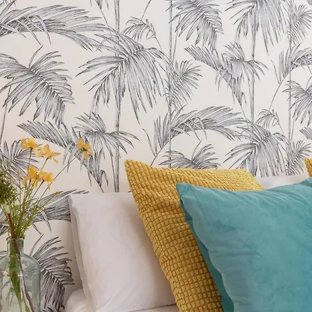 Amazing ,center Of Marbella, 338 *